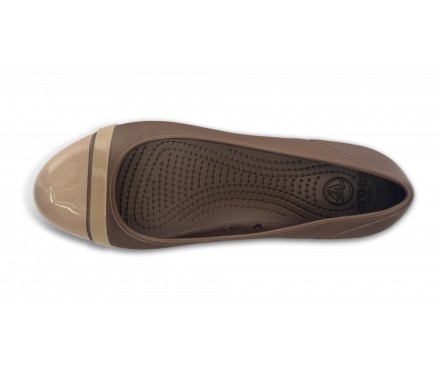 Women’s Cap Toe Flat