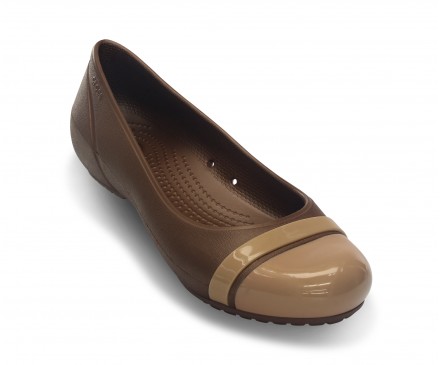 Women’s Cap Toe Flat